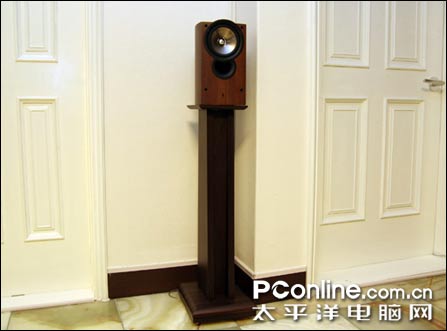 KEF IQϵ