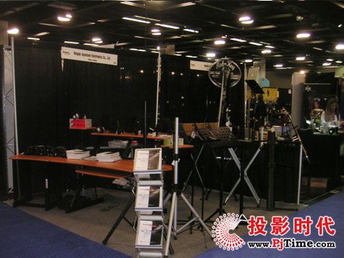 ۴ݰͨ޹˾μ2009͵ƹչNAMM 2009)