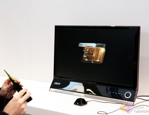 Cebit2010:˶չʾ27Ӣ3DҺ